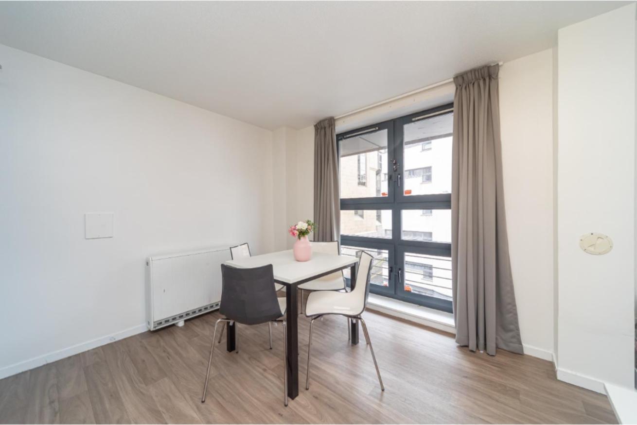 Joivy Affordable 3,4,5 And 12 Bed Private Flats Next To Royal Mile (Adults Only) Edimburgo Exterior foto