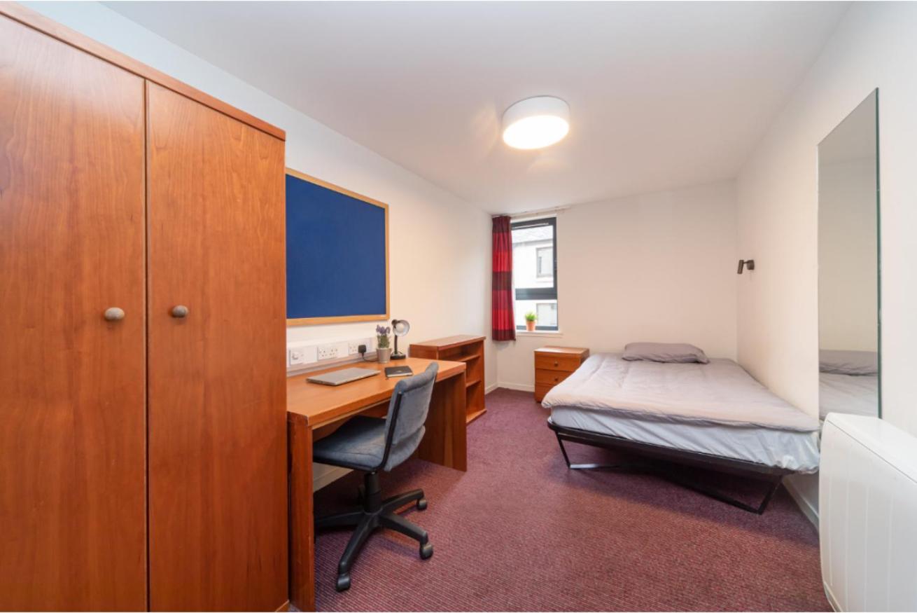 Joivy Affordable 3,4,5 And 12 Bed Private Flats Next To Royal Mile (Adults Only) Edimburgo Exterior foto