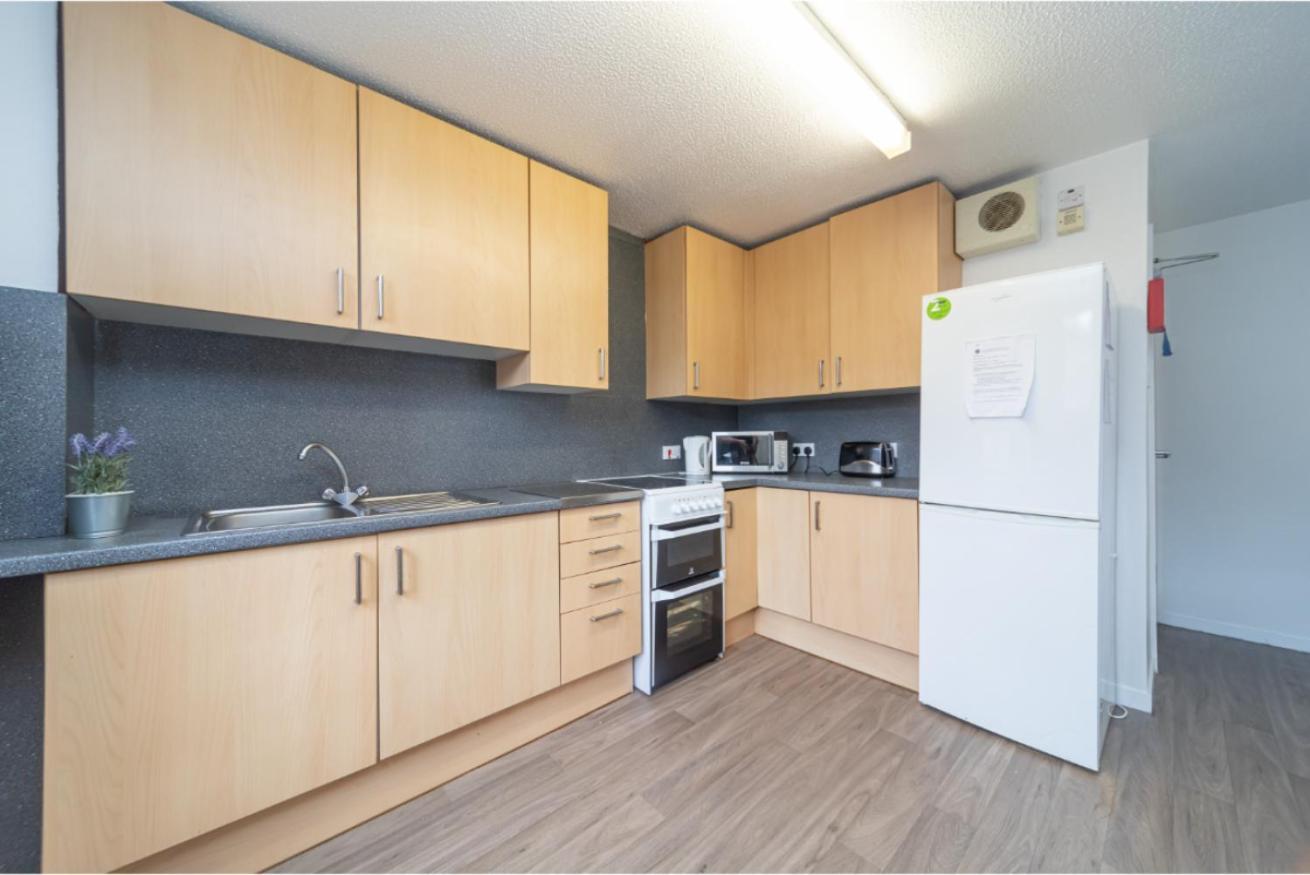 Joivy Affordable 3,4,5 And 12 Bed Private Flats Next To Royal Mile (Adults Only) Edimburgo Exterior foto
